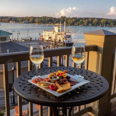 Chautauqua Harbor Hotel - Jamestown Celoron Buitenkant foto